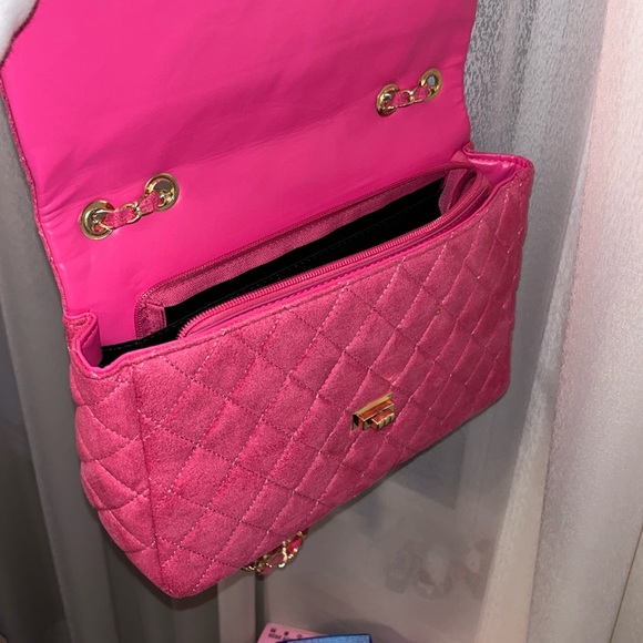 Quilted Pink Bag with Gold Hardware - Picture 6 of 8